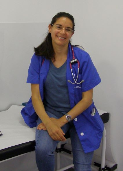 Doctora Carolina Sanz, pediatra, consulta de lactancia materna en Alicante
